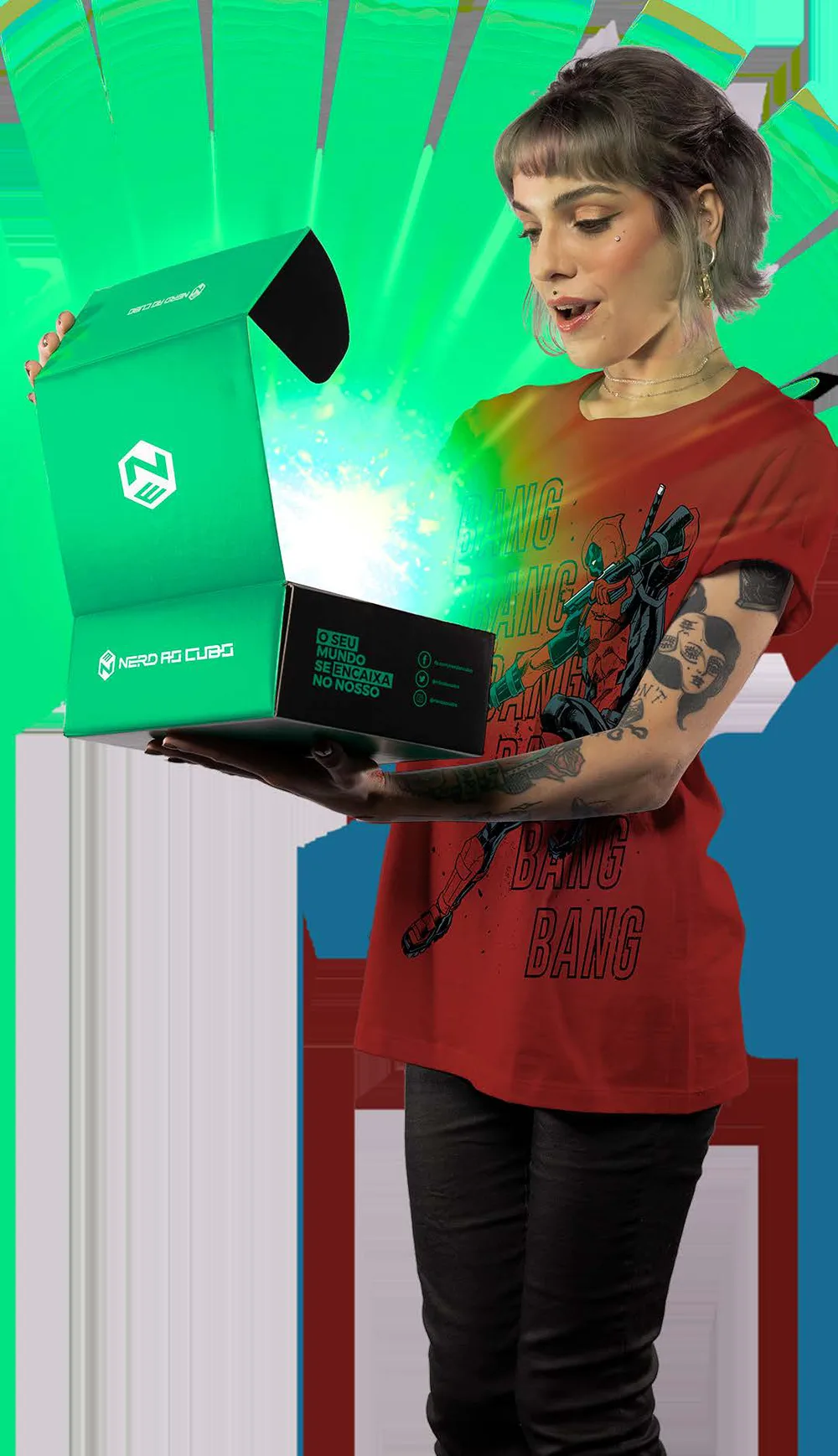 Assinante abrindo um Cubo da Nerd ao Cubo